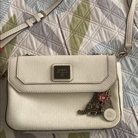 Guess crossbody bag - Picture 1 of 2